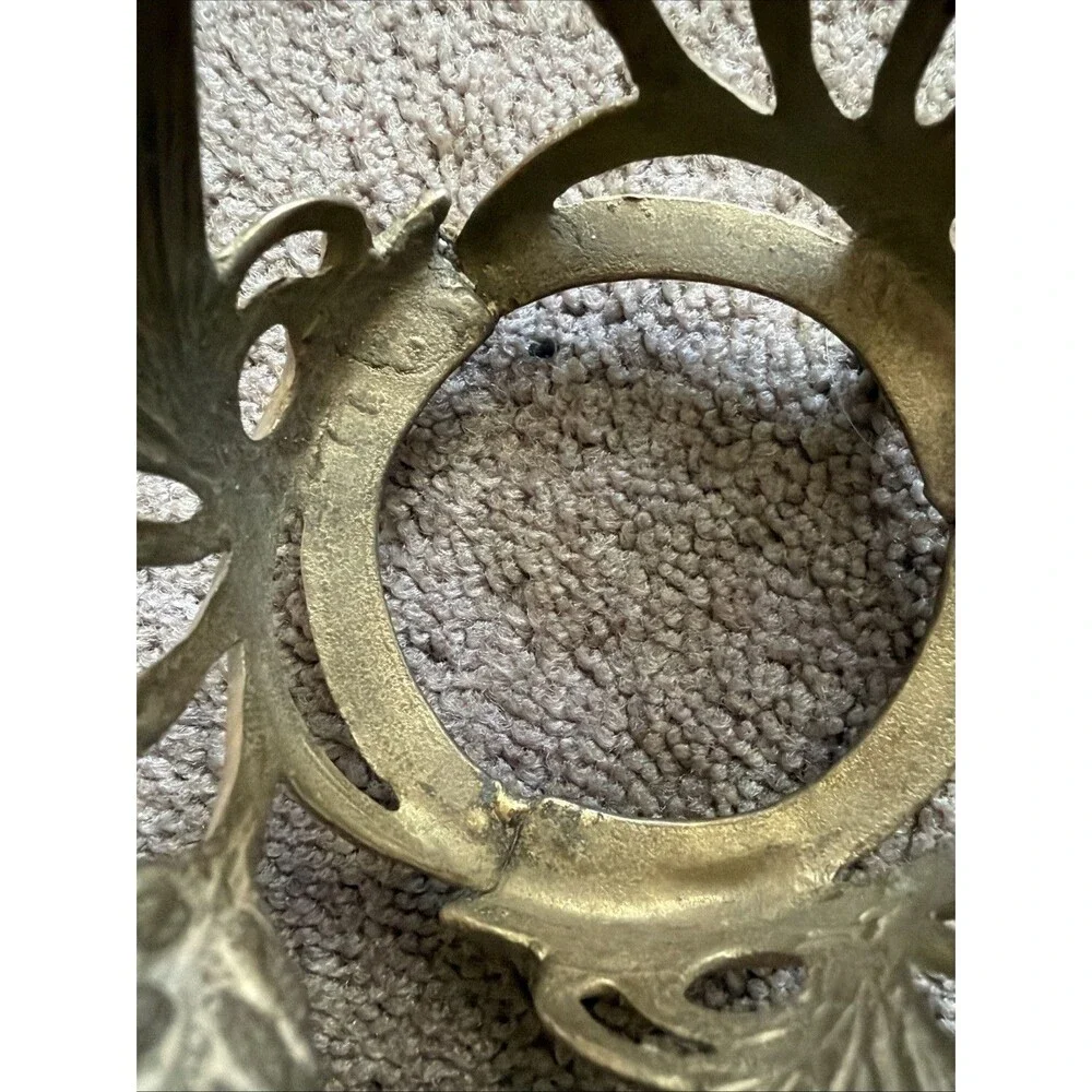 Vintage 3” Wide Solid Brass Leaves Leaf Pillar Candle Holder